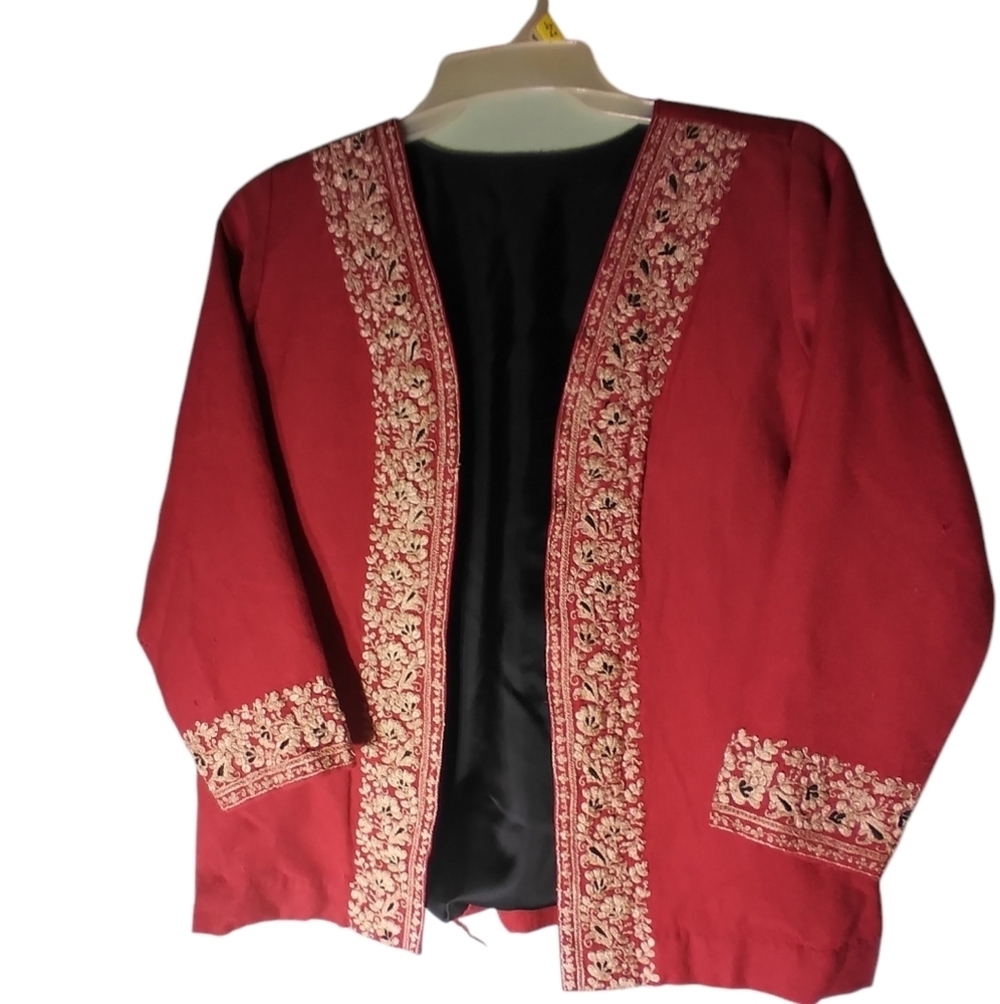 Vintage womens cardigan jacket with embroidery trim oriental look